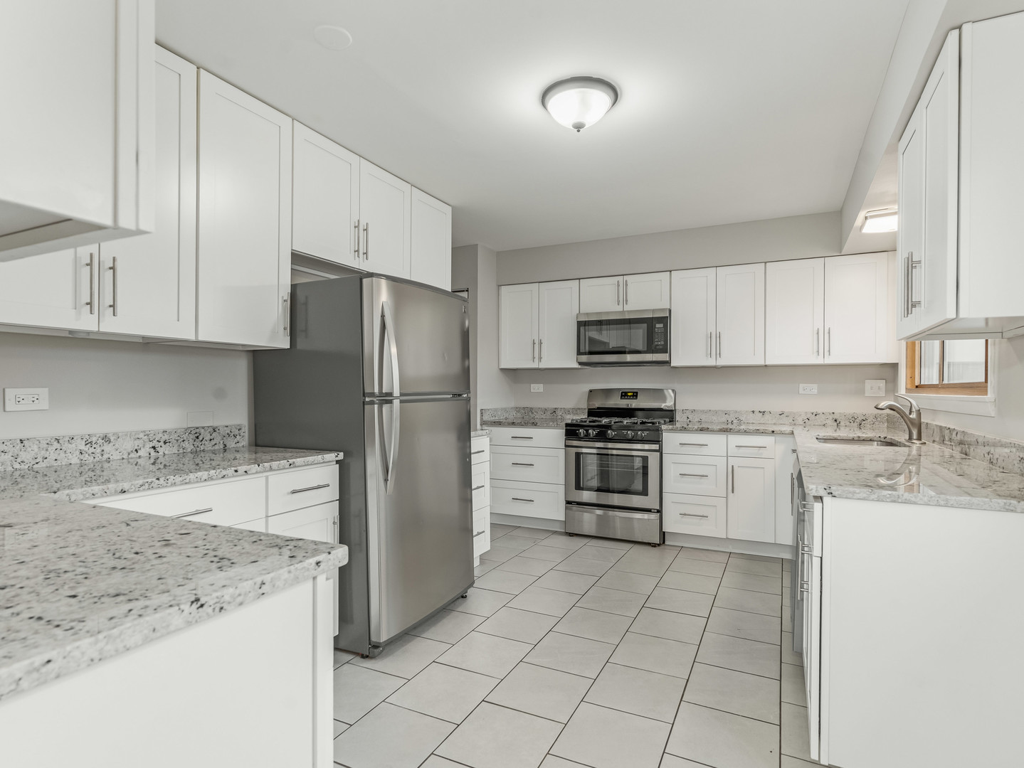 322 Rockhurst Road, Bolingbrook, IL 60440