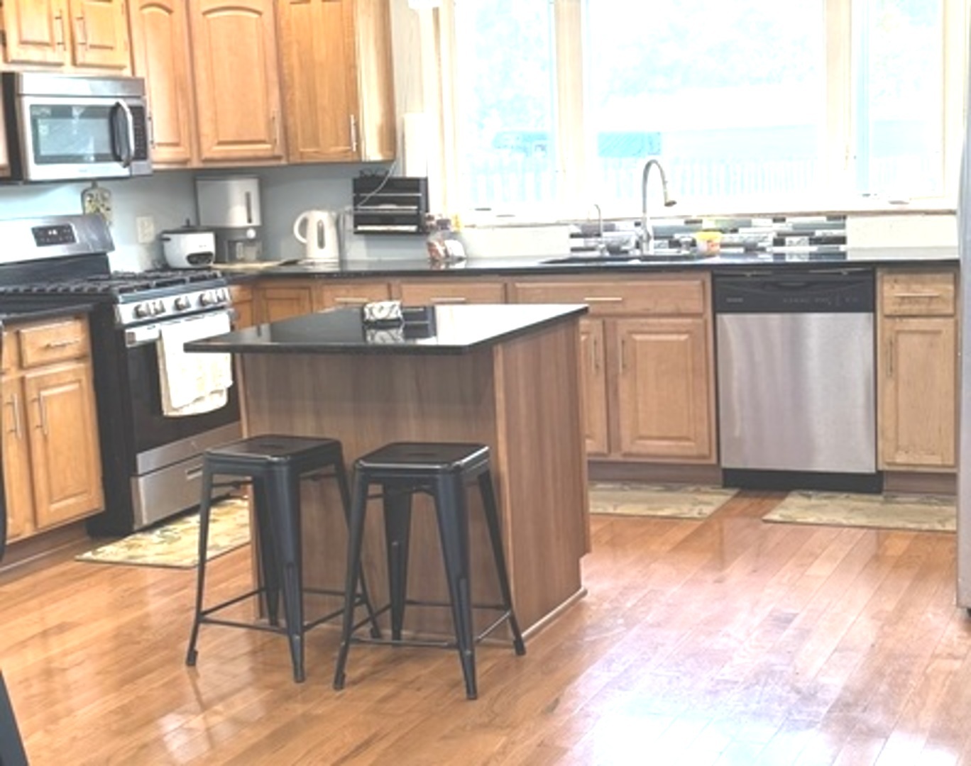 307 Mills Road, Joliet, IL 60433