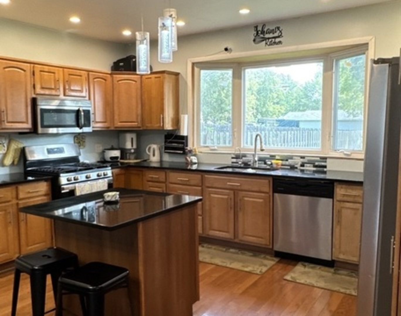 307 Mills Road, Joliet, IL 60433