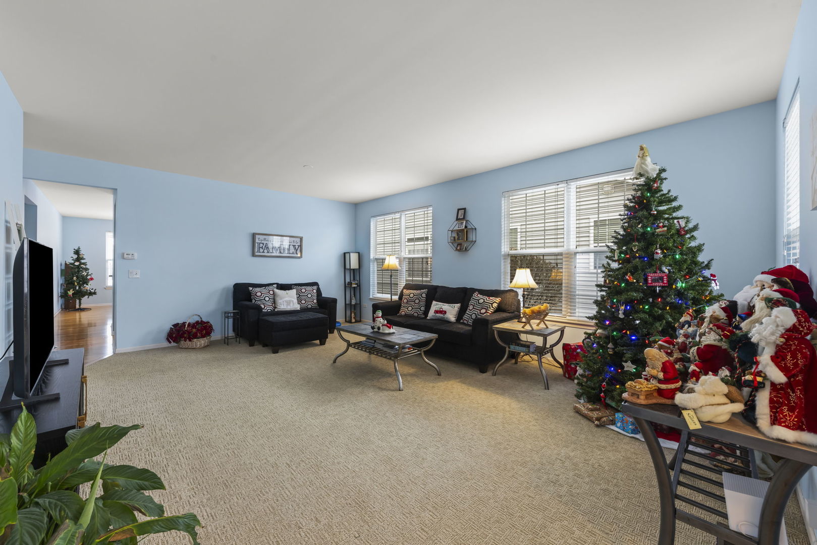 16174 Seneca Lake Circle, Crest Hill, IL 60403