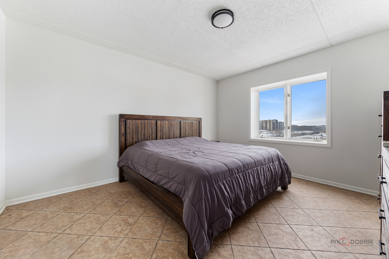 5555 N Cumberland Avenue #803, Chicago, IL 60656