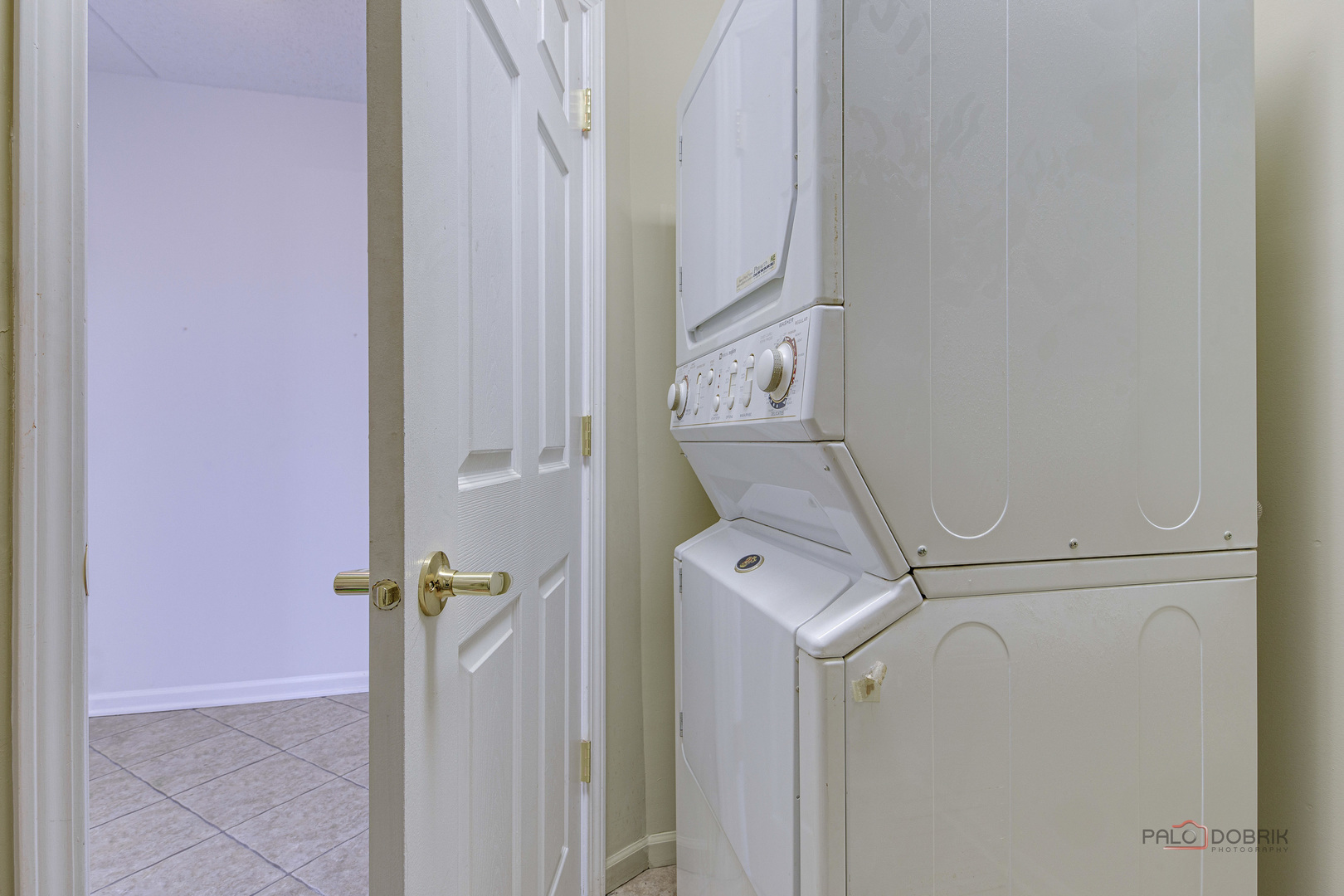 5555 N Cumberland Avenue #803, Chicago, IL 60656