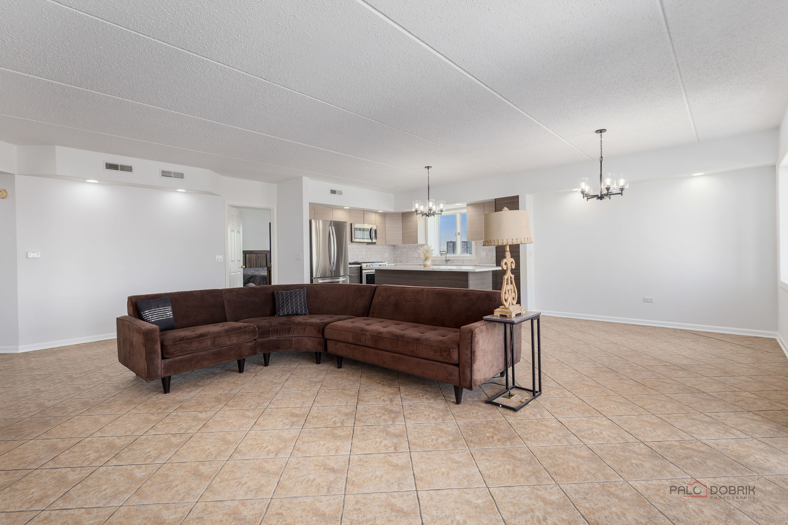 5555 N Cumberland Avenue #803, Chicago, IL 60656