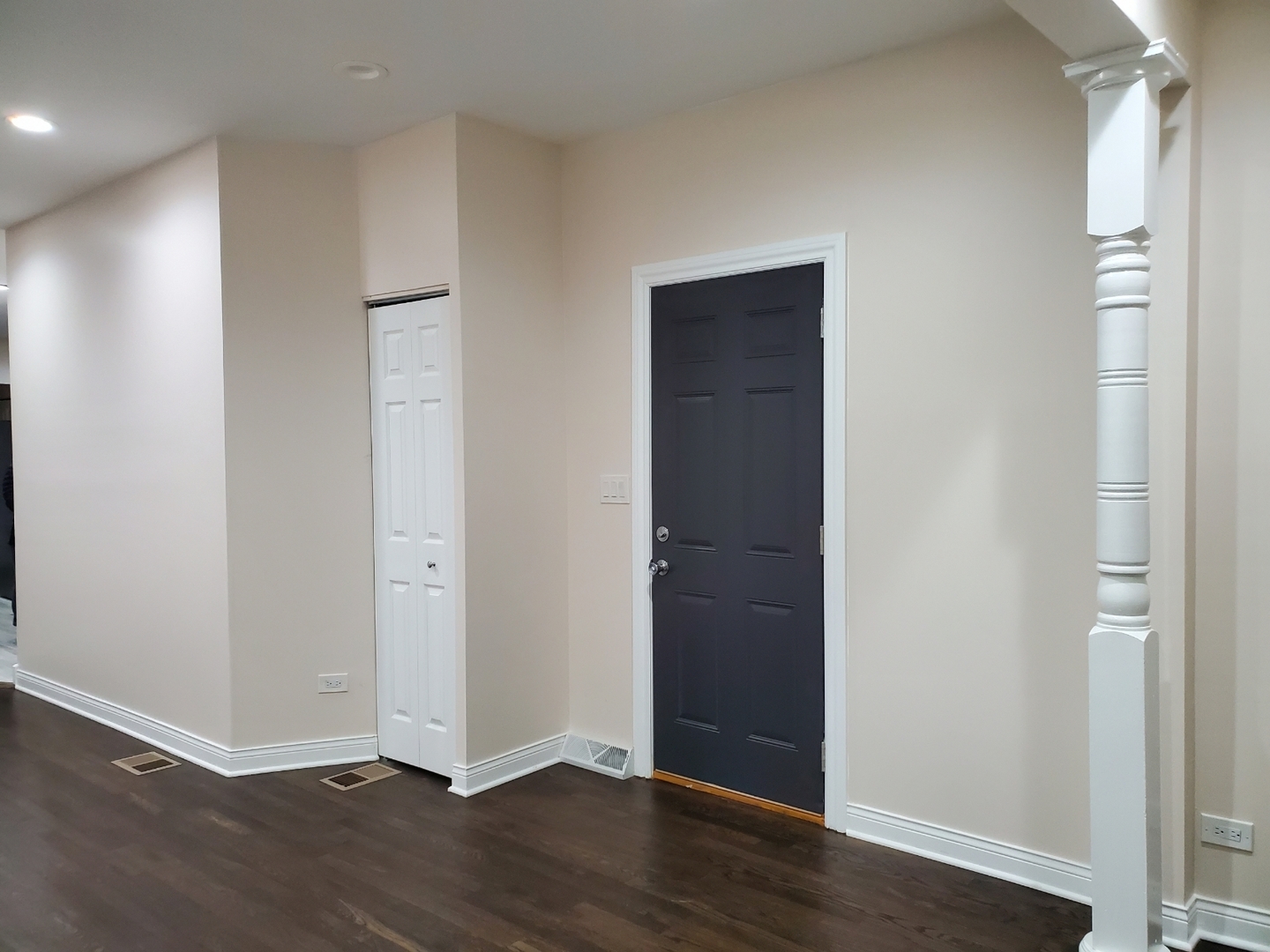 4130 N Monticello Avenue #1, Chicago, IL 60618