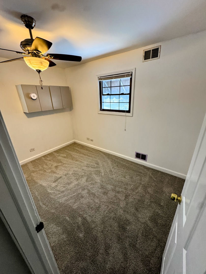 10322 S CENTRAL PARK Avenue, Chicago, IL 60655