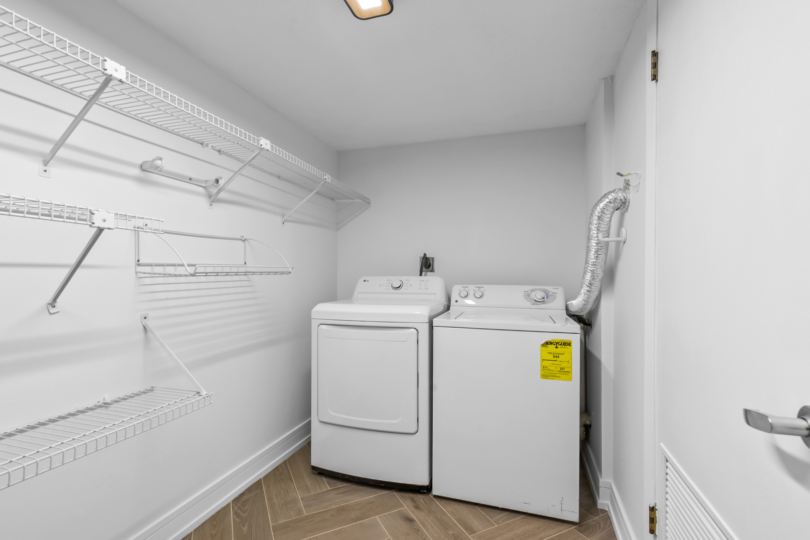 2086 Saint Johns Avenue #306, Highland Park, IL 60035