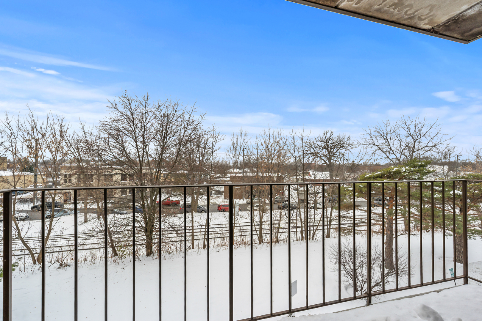 2086 Saint Johns Avenue #306, Highland Park, IL 60035