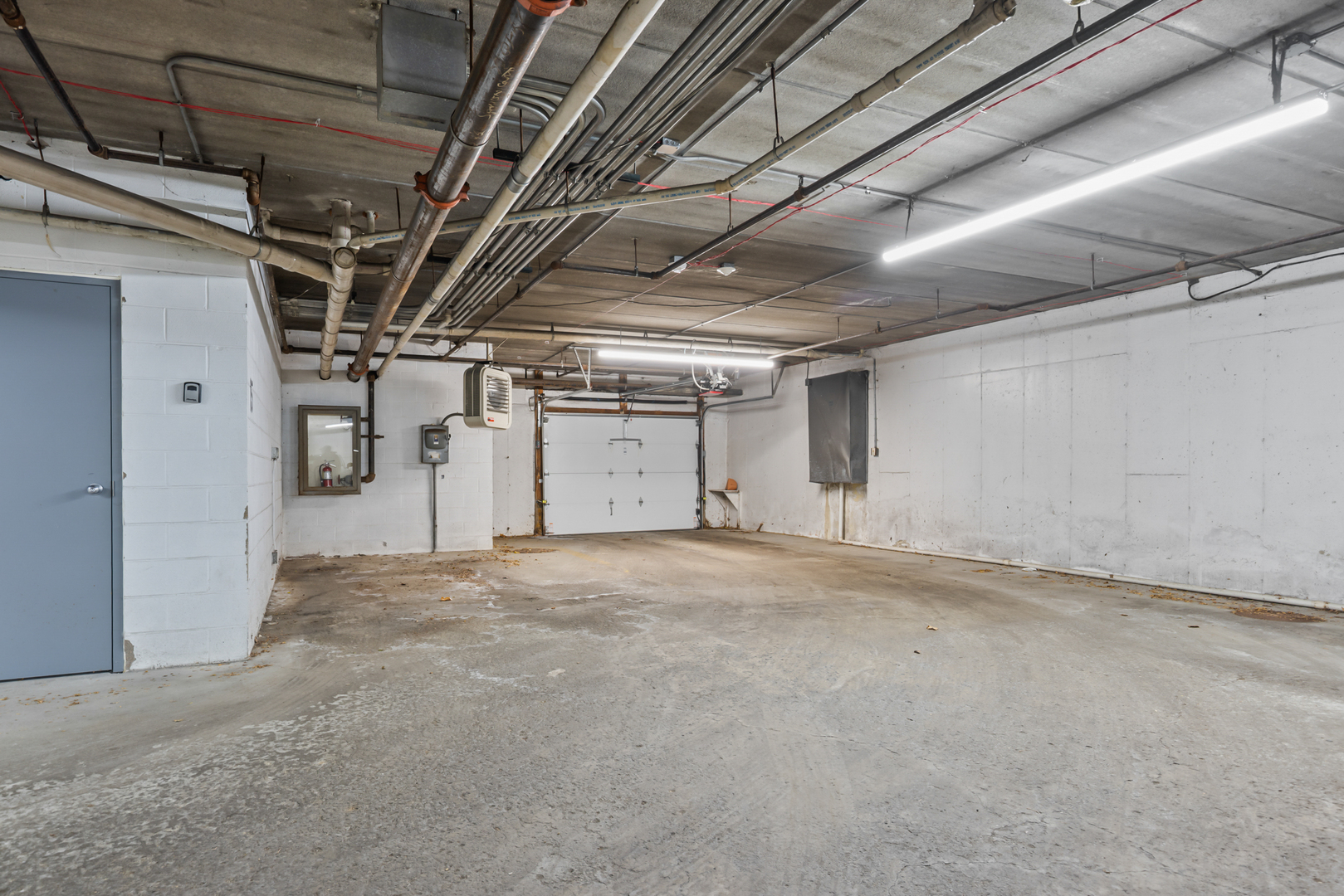 2086 Saint Johns Avenue #306, Highland Park, IL 60035