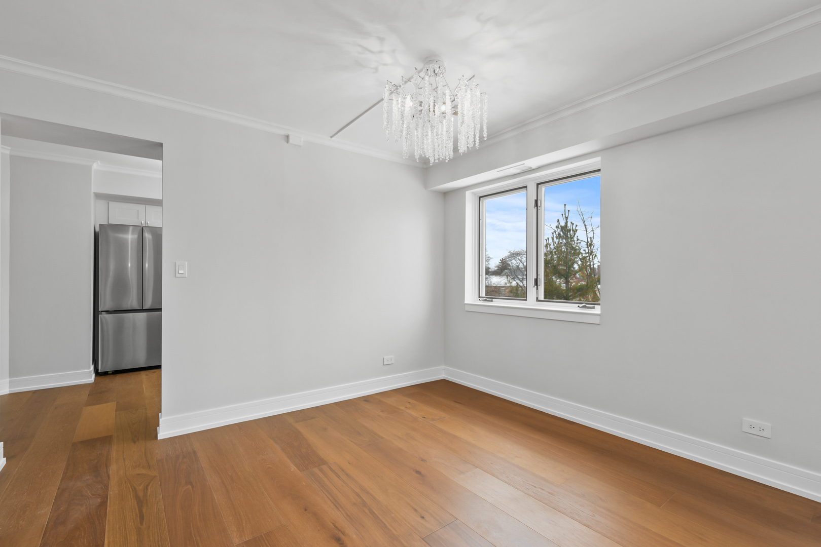 2086 Saint Johns Avenue #306, Highland Park, IL 60035