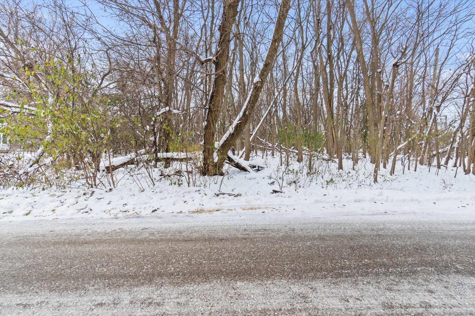 2060 Suffork Road, Northfield, IL 60093