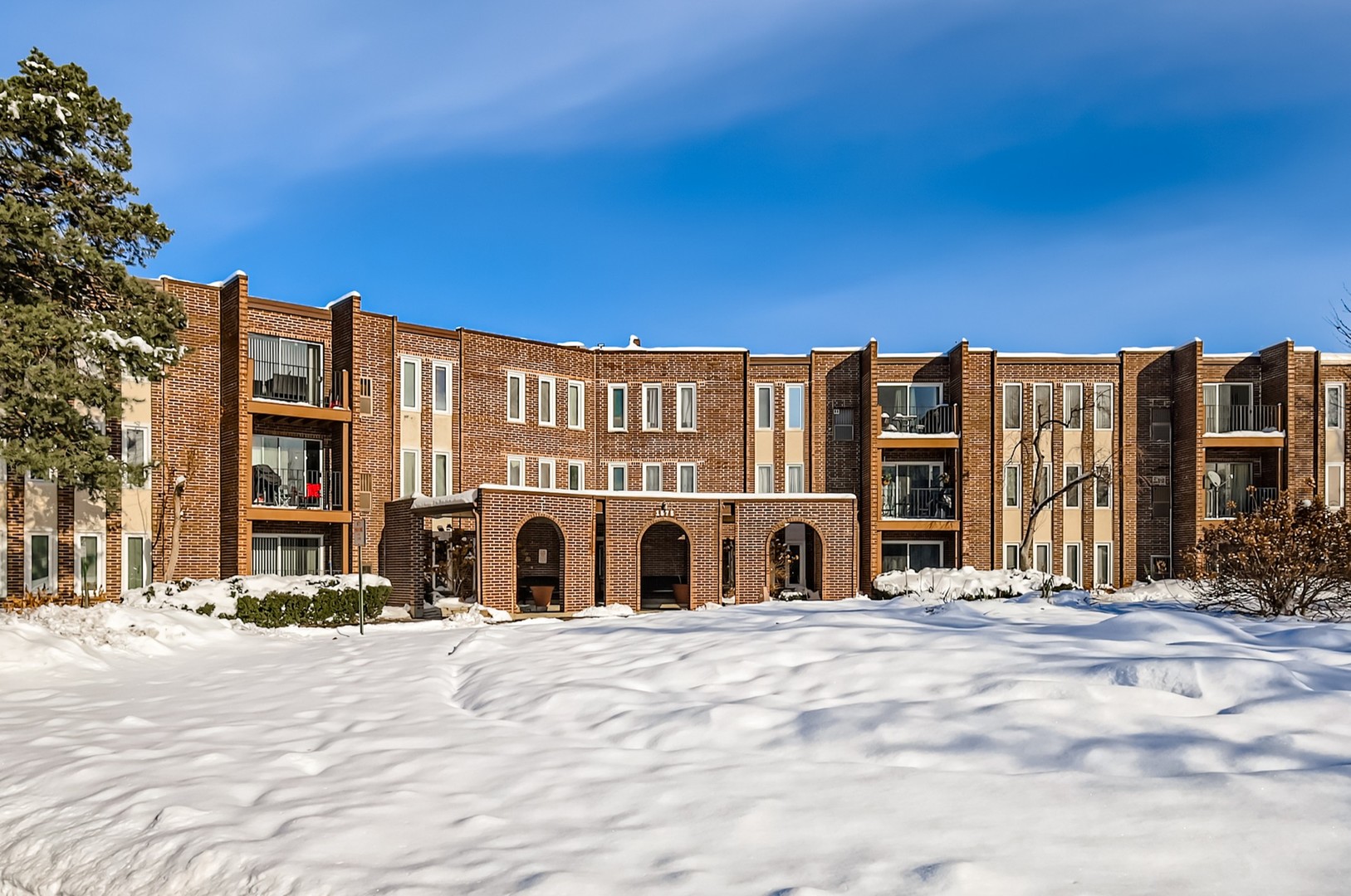 1575 Sandpebble Drive #113, Wheeling, IL 60090