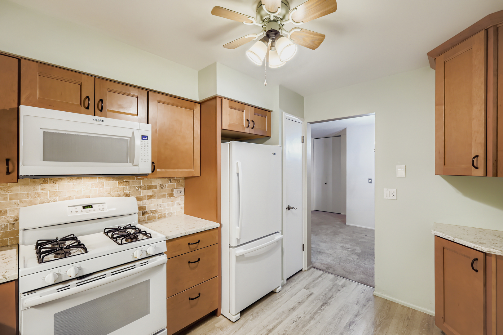 1575 Sandpebble Drive #113, Wheeling, IL 60090