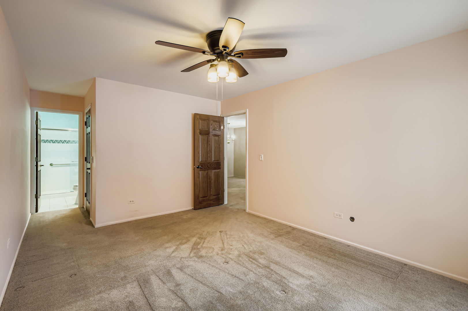 1575 Sandpebble Drive #113, Wheeling, IL 60090