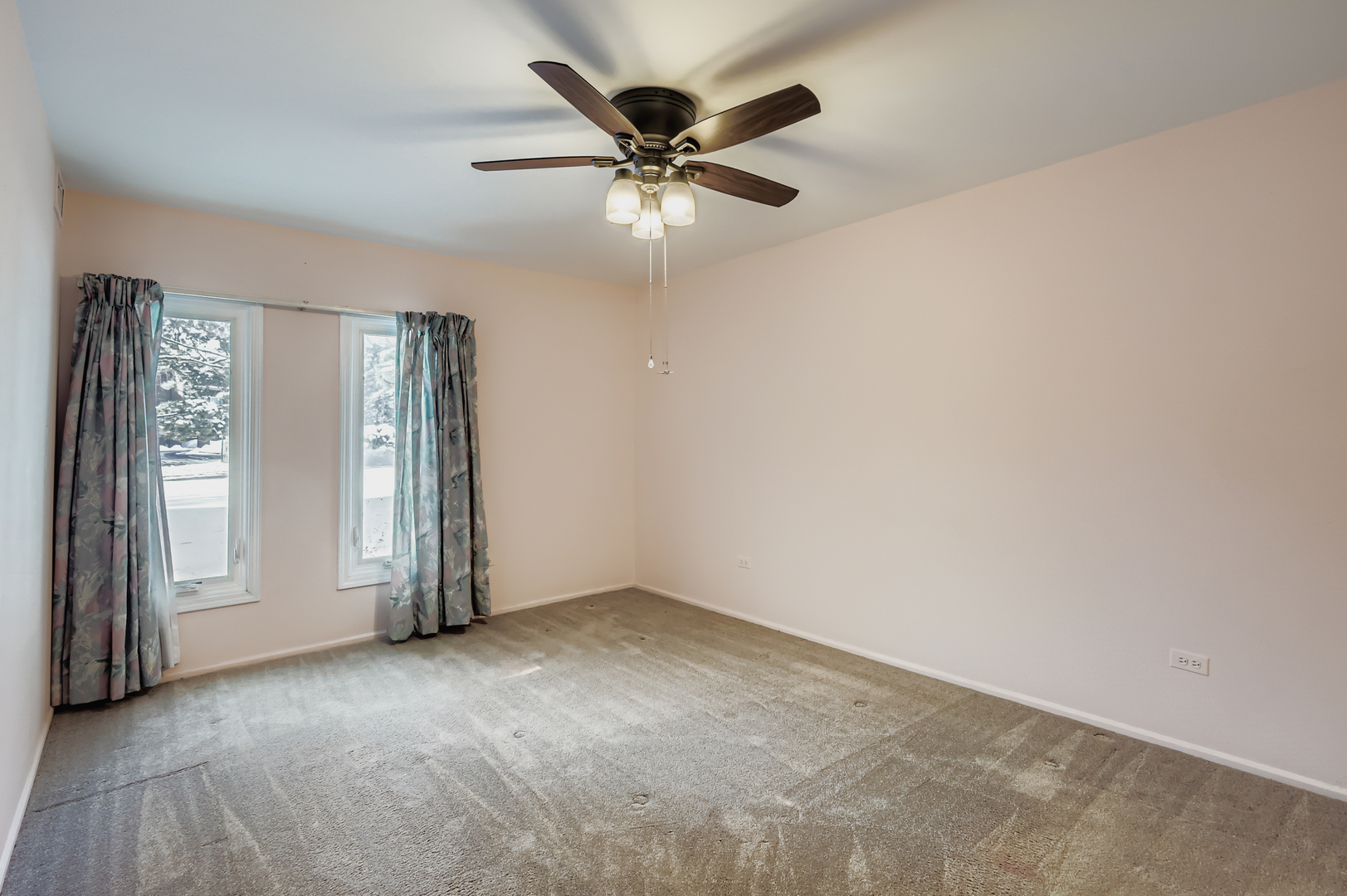 1575 Sandpebble Drive #113, Wheeling, IL 60090