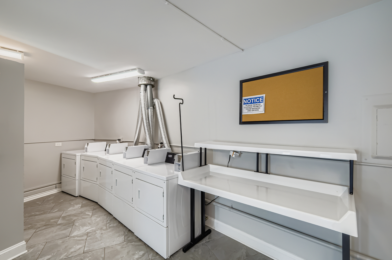 1575 Sandpebble Drive #113, Wheeling, IL 60090