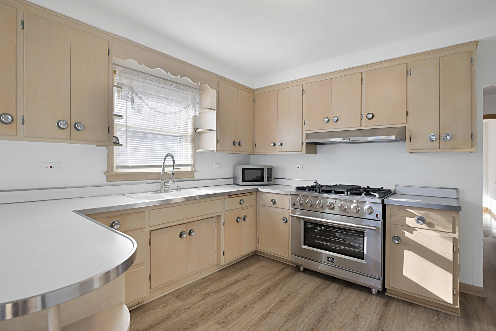 4941 N Normandy Avenue, Chicago, IL 60656