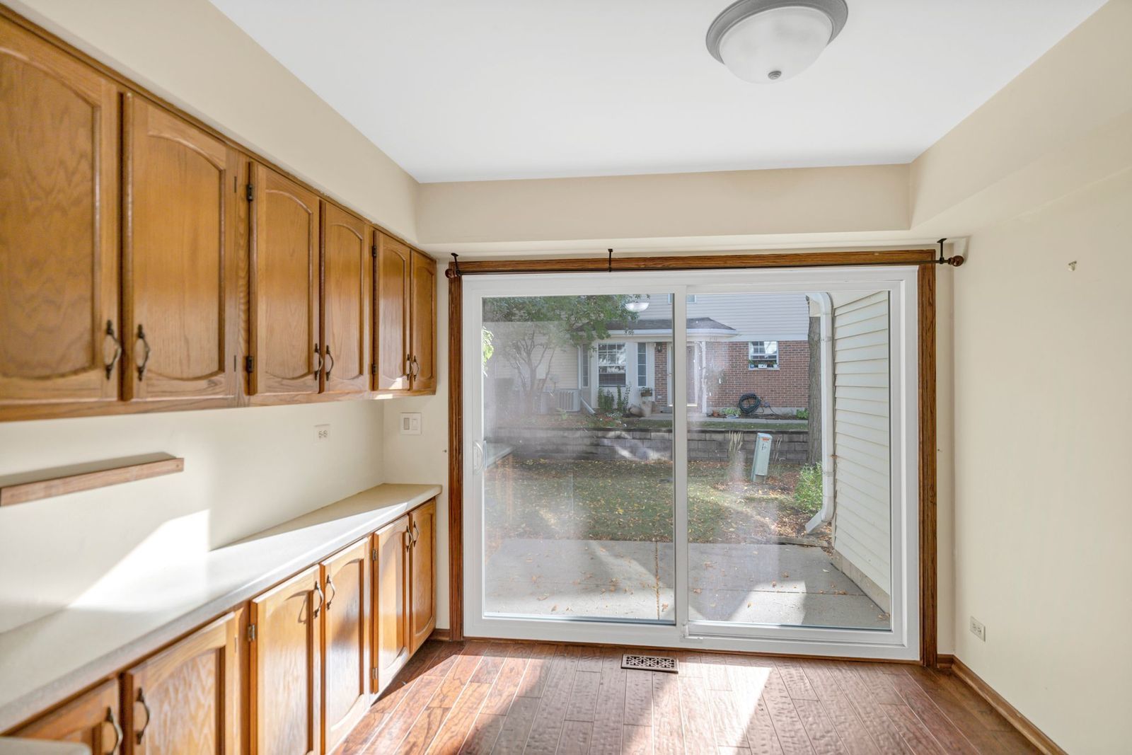 2116 Glasgow Court #2116, Hanover Park, IL 60133