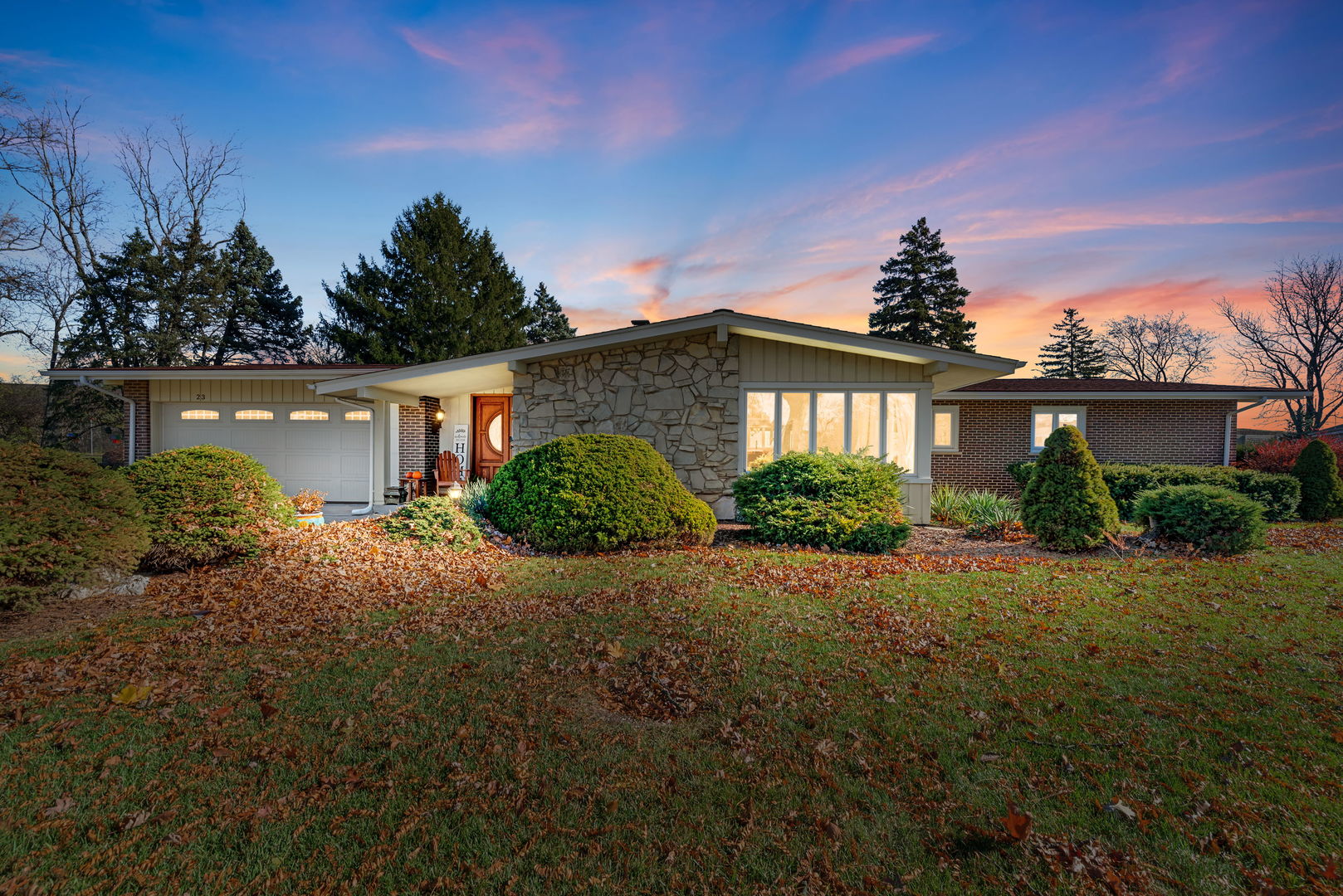 23 Croydon Lane, Oak Brook, IL 60523