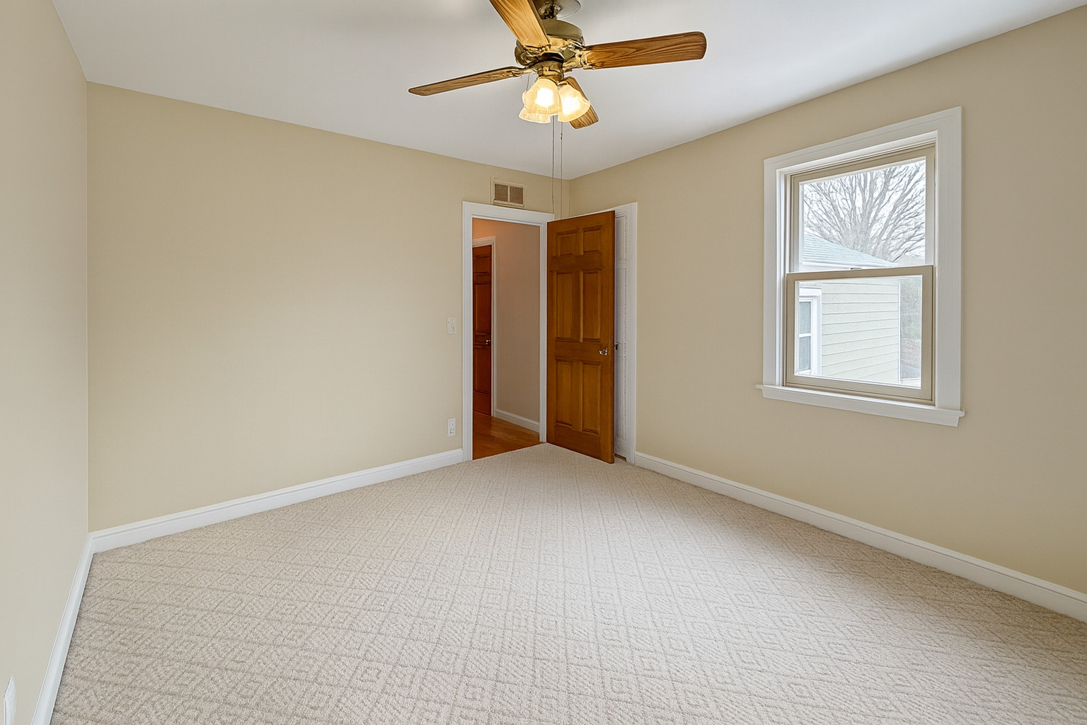 14949 Avers Avenue, Midlothian, IL 60445