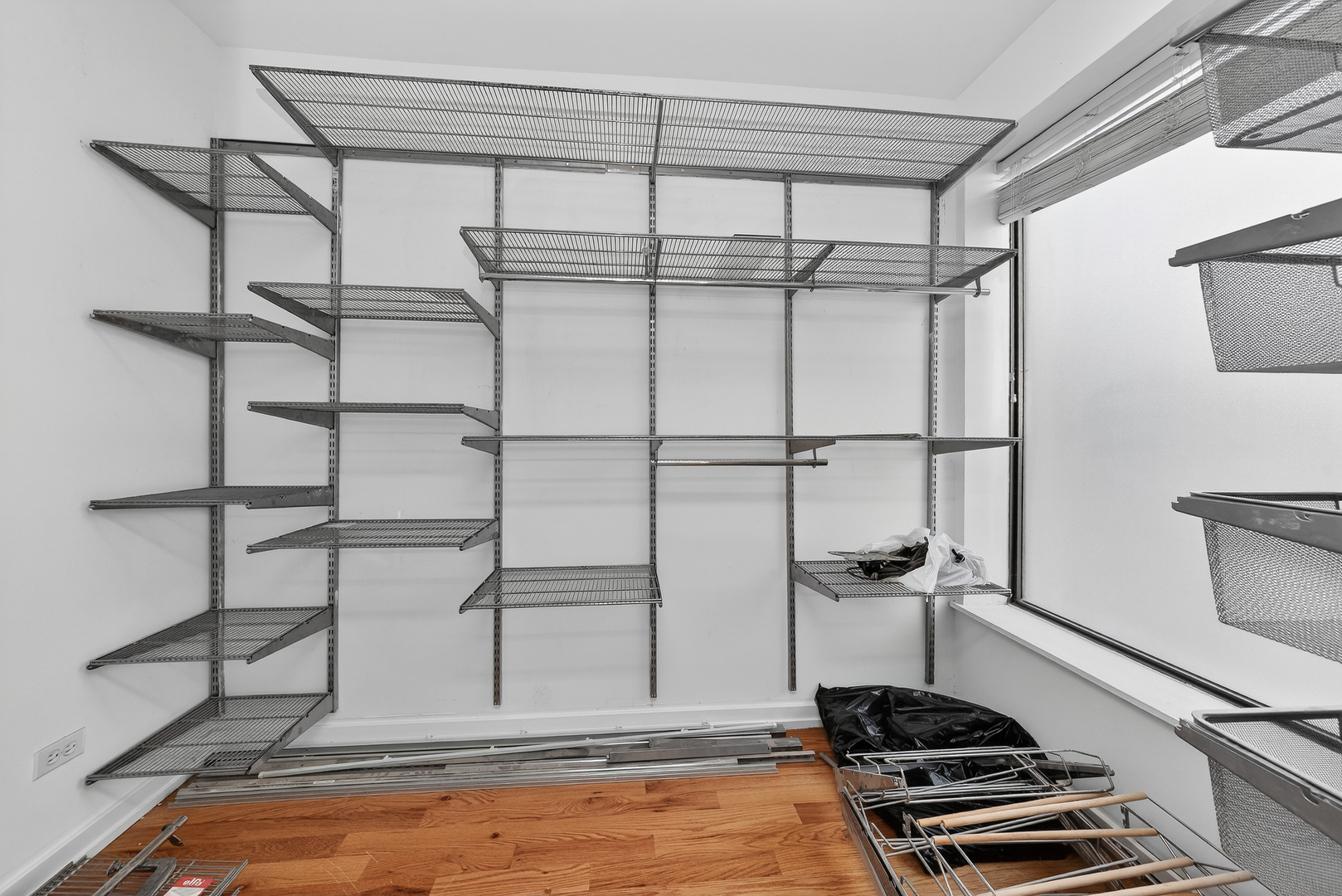 626 E Oakwood Boulevard, Chicago, IL 60653