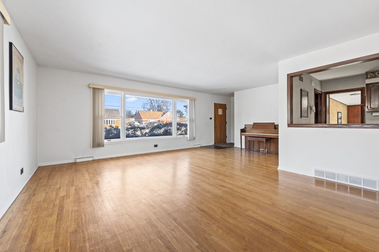 Melrose Park, IL 60164