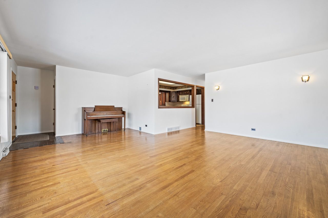 Melrose Park, IL 60164