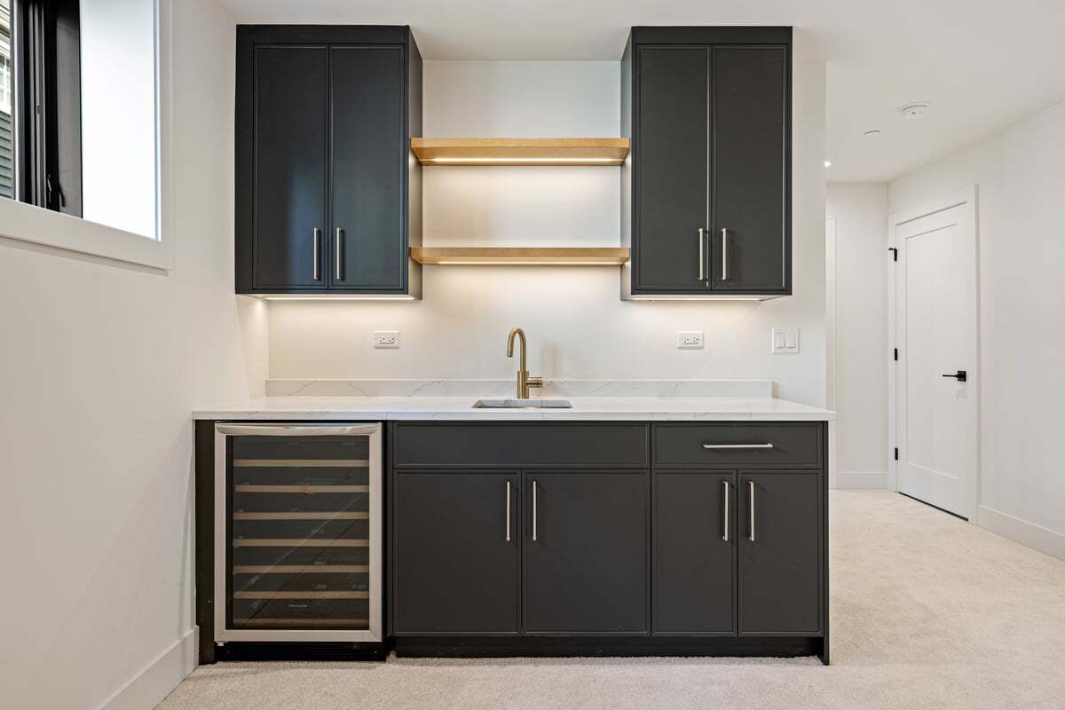 2422 Grant Street, Evanston, IL 60201