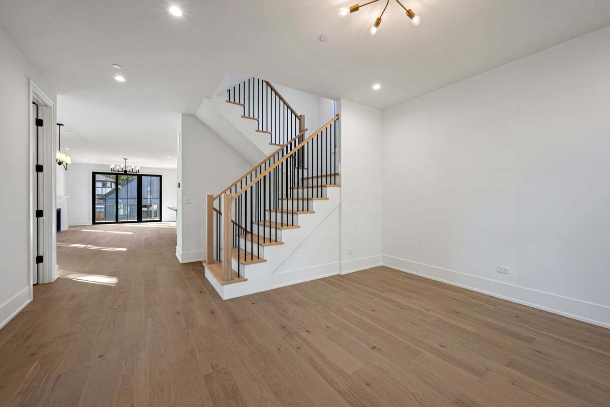 2422 Grant Street, Evanston, IL 60201