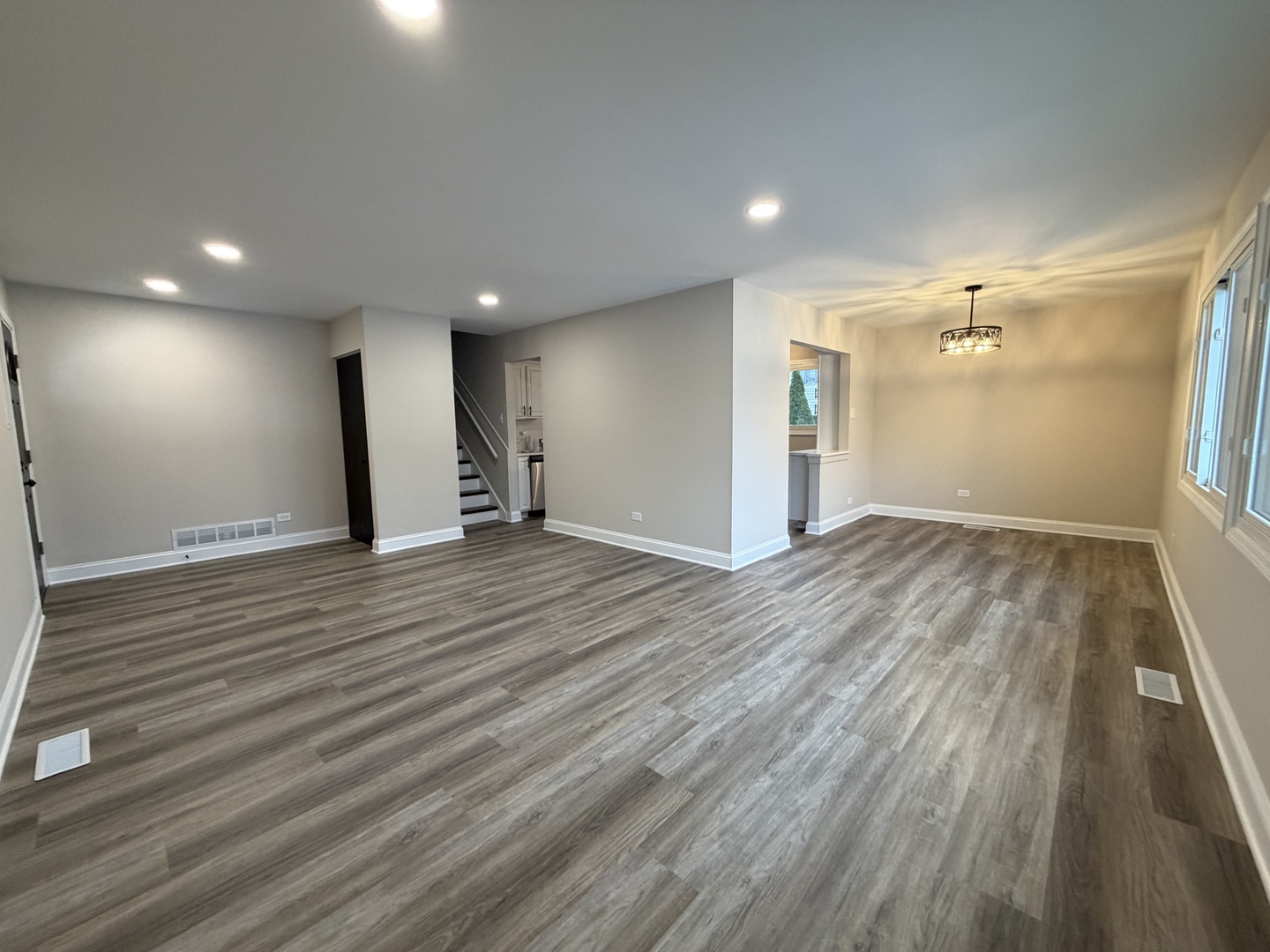 312 Illinois Street, Park Forest, IL 60466