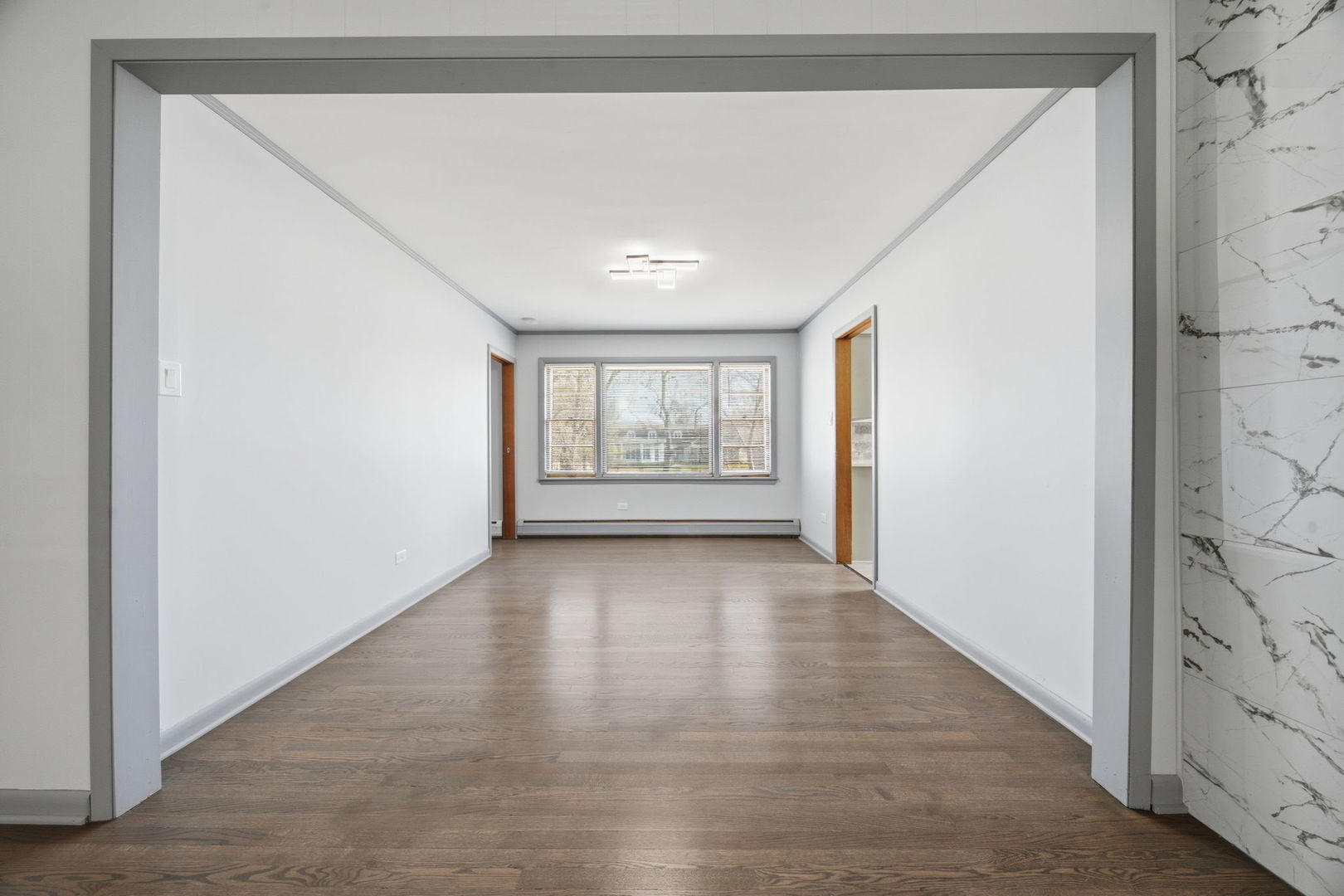 14601 Linder Avenue, Midlothian, IL 60445