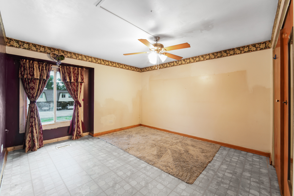 5 Cour Caravelle, Palos Hills, IL 60465