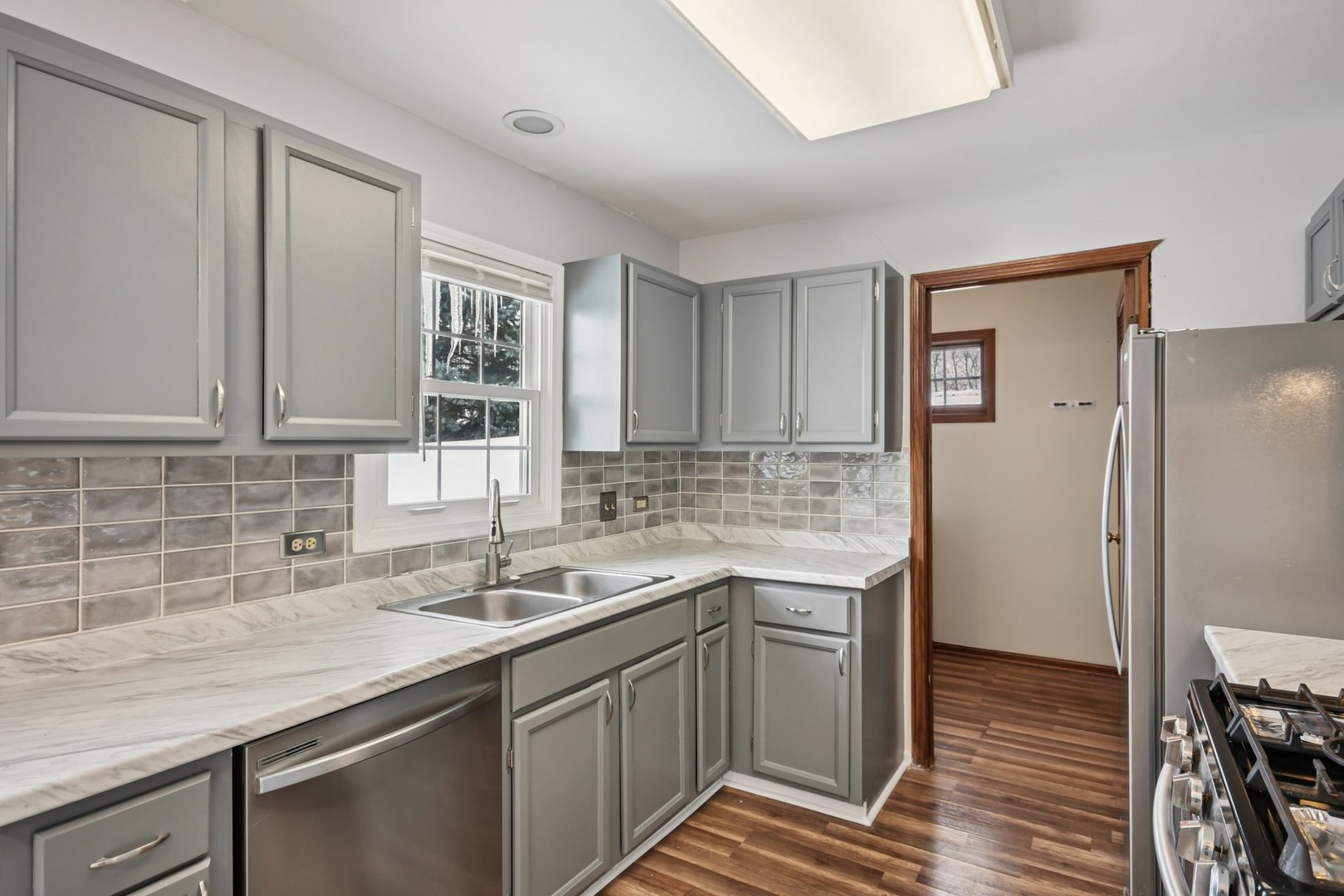 787 DAYBREAK Lane #787, Carol Stream, IL 60188