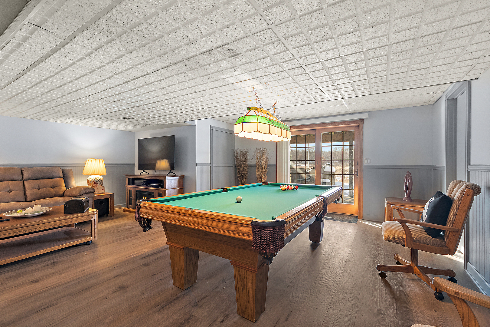 8942 Birch Lane, Hickory Hills, IL 60457