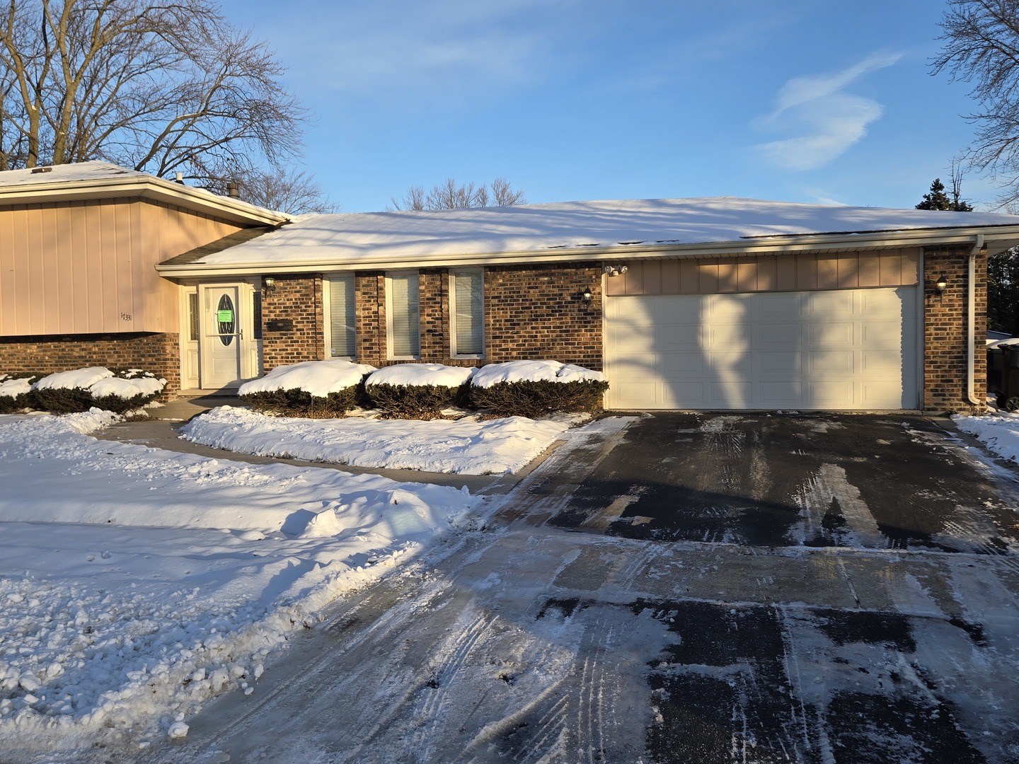 17331 Wausau Court, South Holland, IL 60473