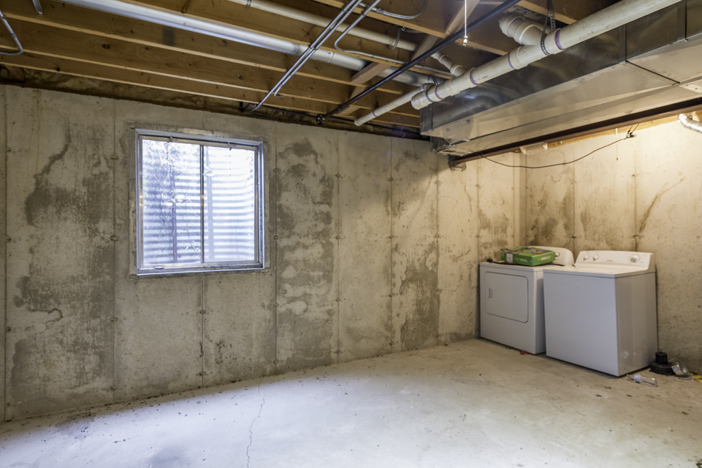 1342 Anthony Court, Waukegan, IL 60087