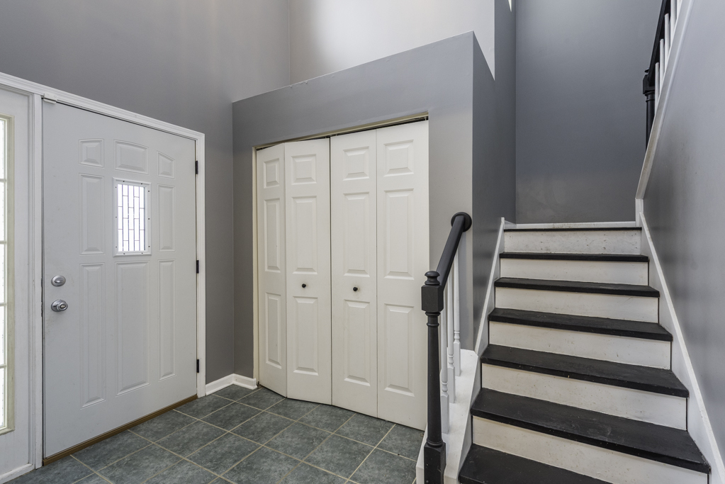 1342 Anthony Court, Waukegan, IL 60087