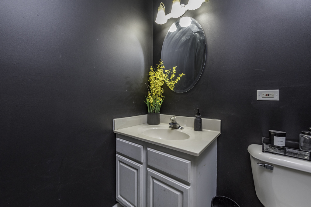 1342 Anthony Court, Waukegan, IL 60087