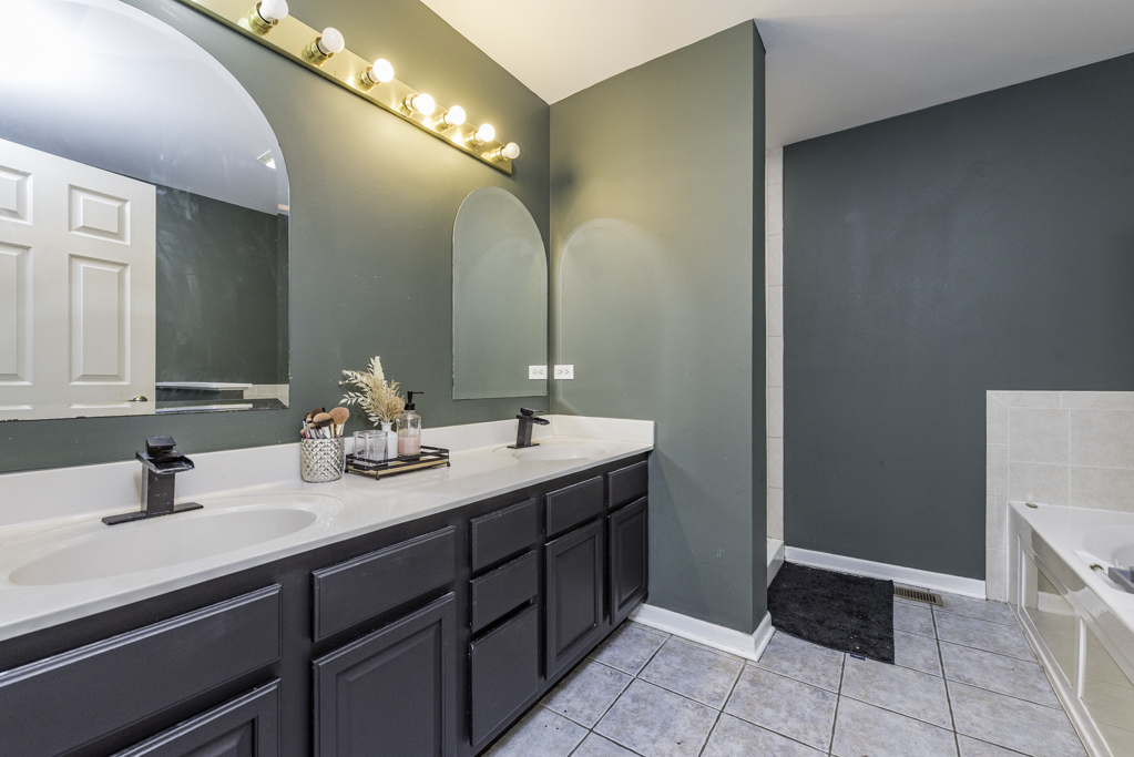 1342 Anthony Court, Waukegan, IL 60087