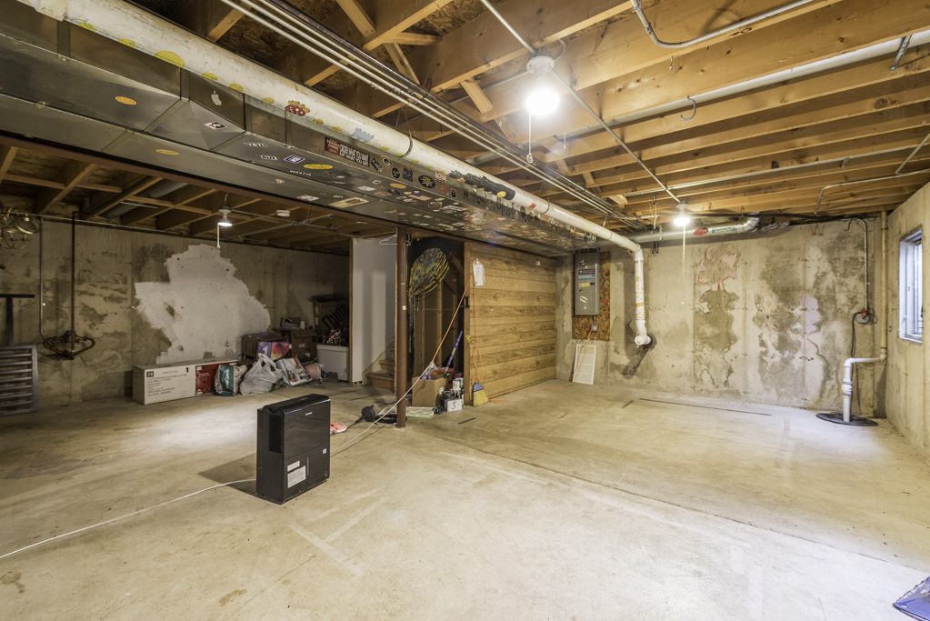 1342 Anthony Court, Waukegan, IL 60087