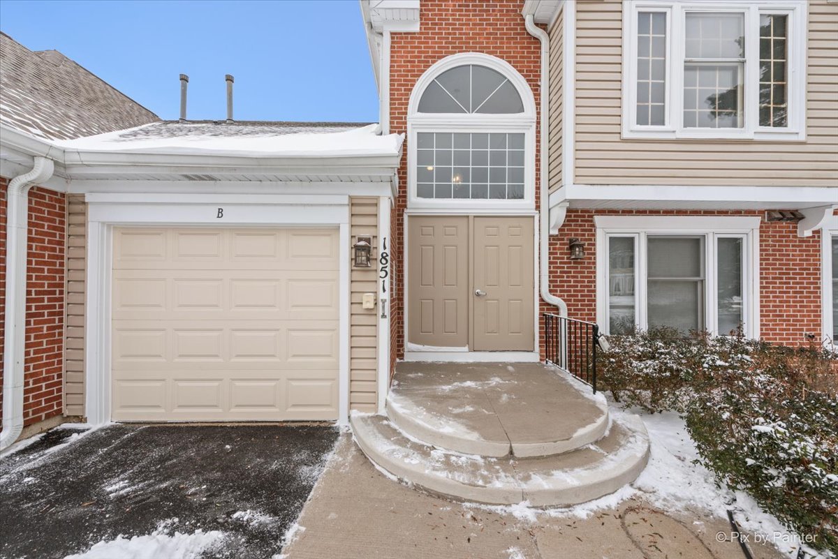 1851 Fox Run Drive #D4, Elk Grove Village, IL 60007