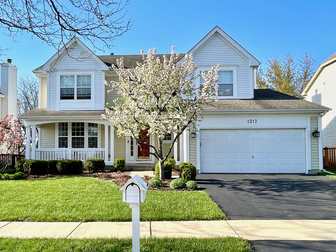 1317 Liverpool Lane, Mundelein, IL 60060