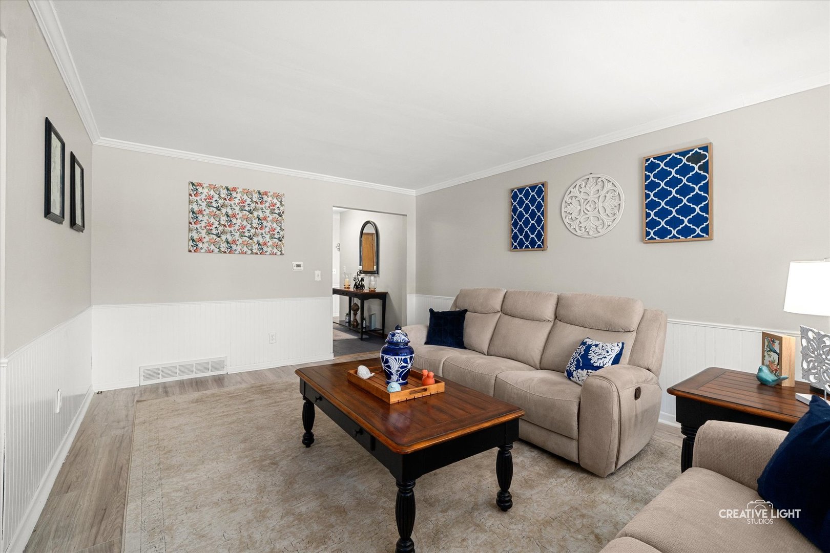 742 N Glenwood Place, Aurora, IL 60506