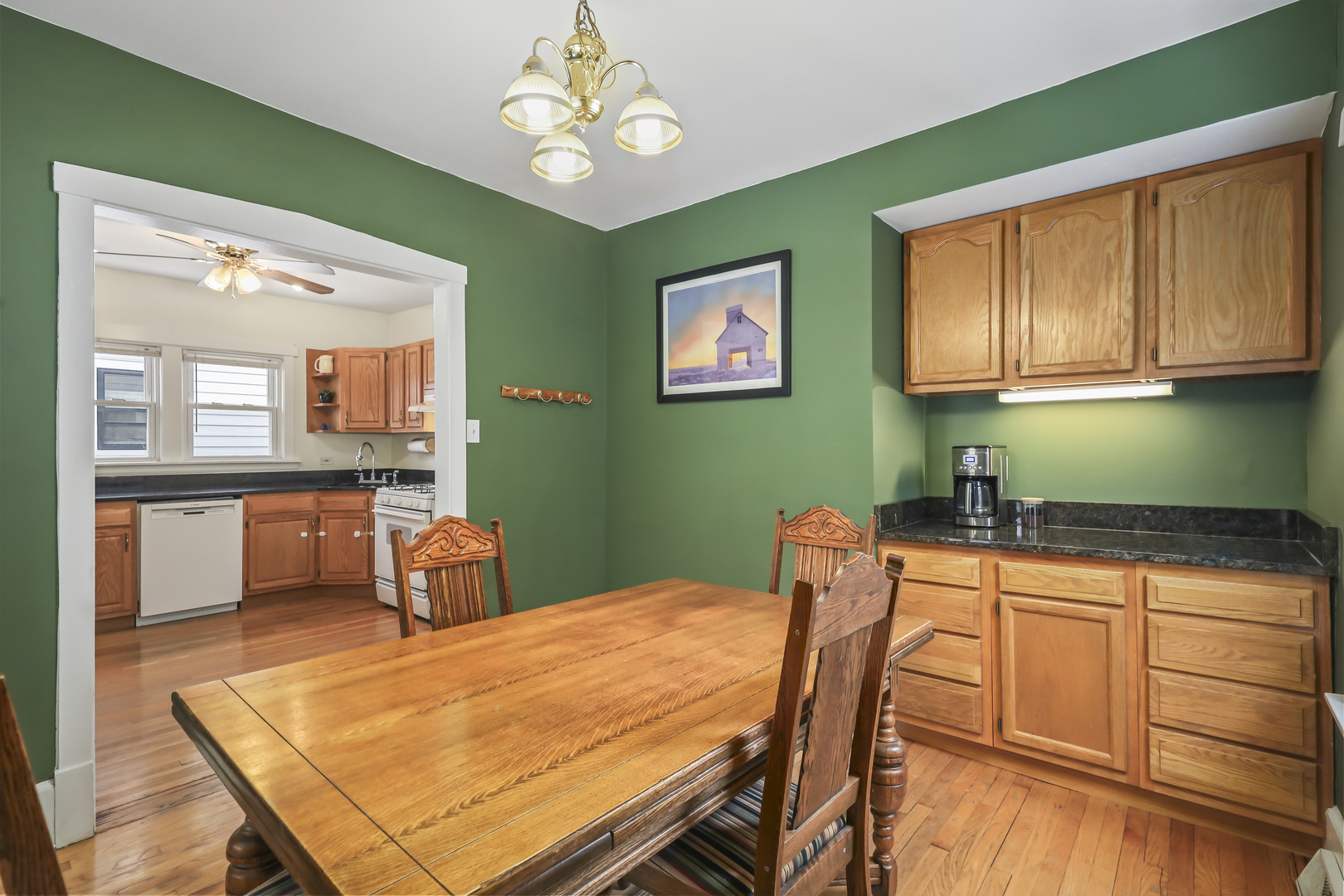 3524 Raymond Avenue, Brookfield, IL 60513