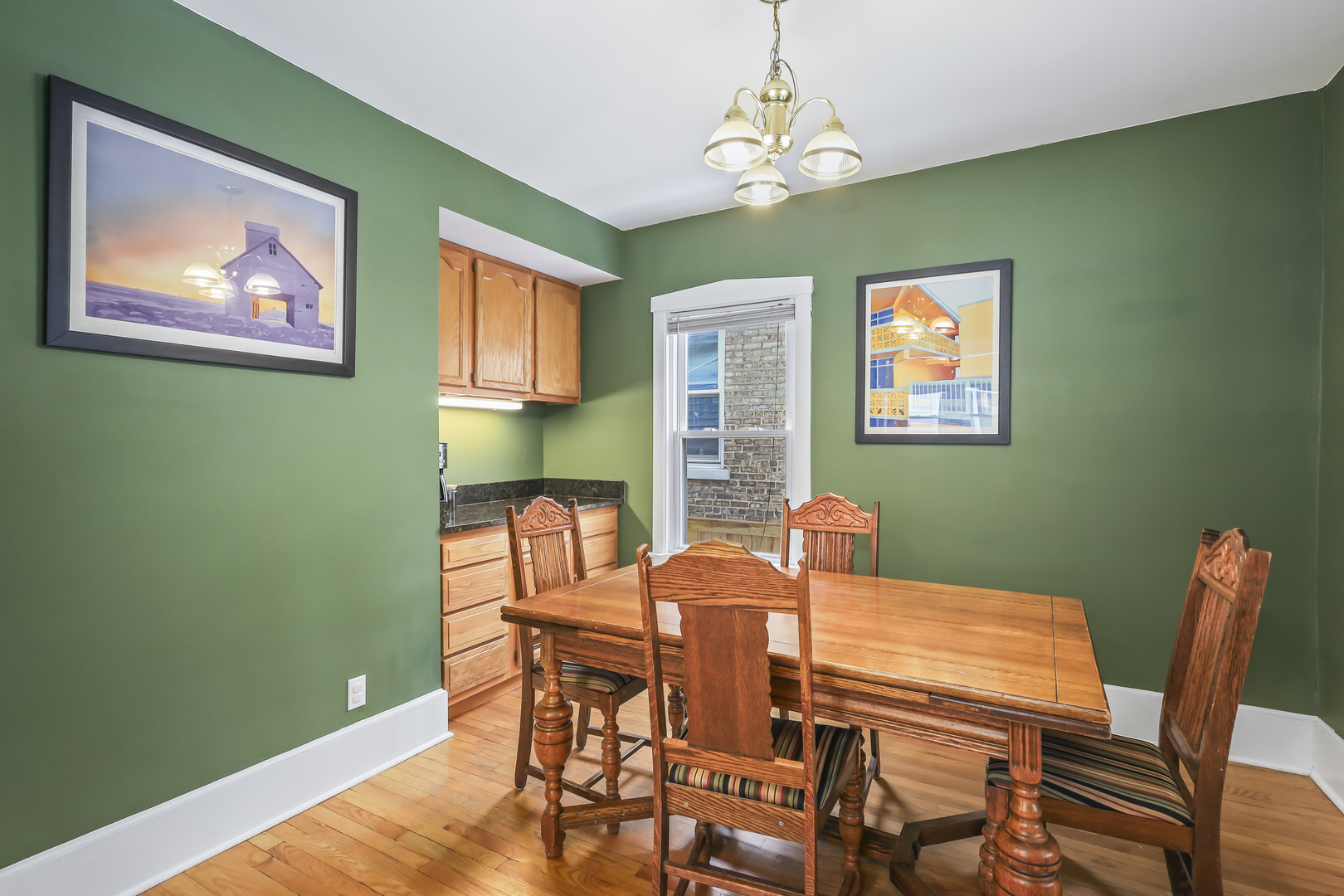 3524 Raymond Avenue, Brookfield, IL 60513