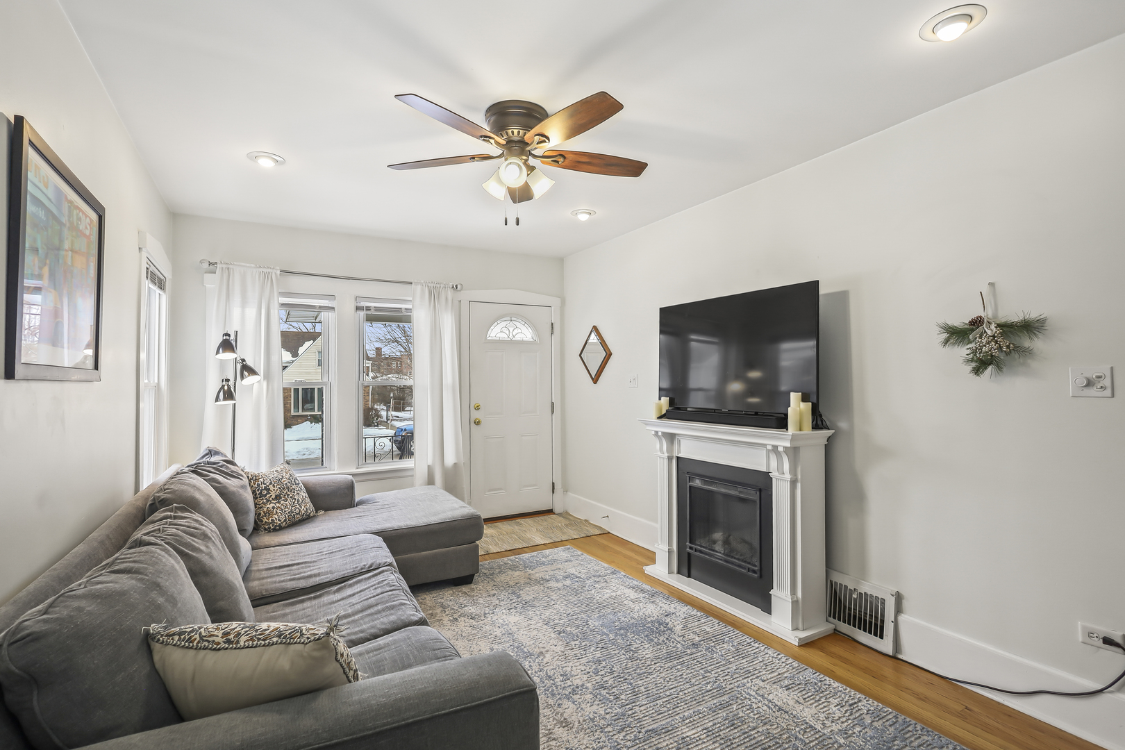 3524 Raymond Avenue, Brookfield, IL 60513