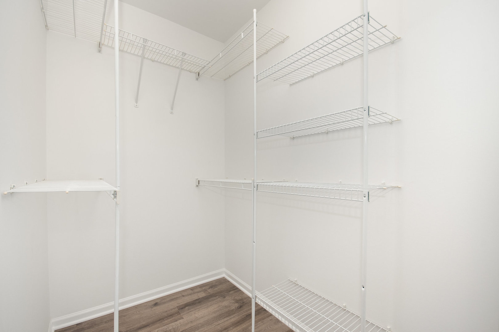 734 N Gary Avenue #210, Carol Stream, IL 60188