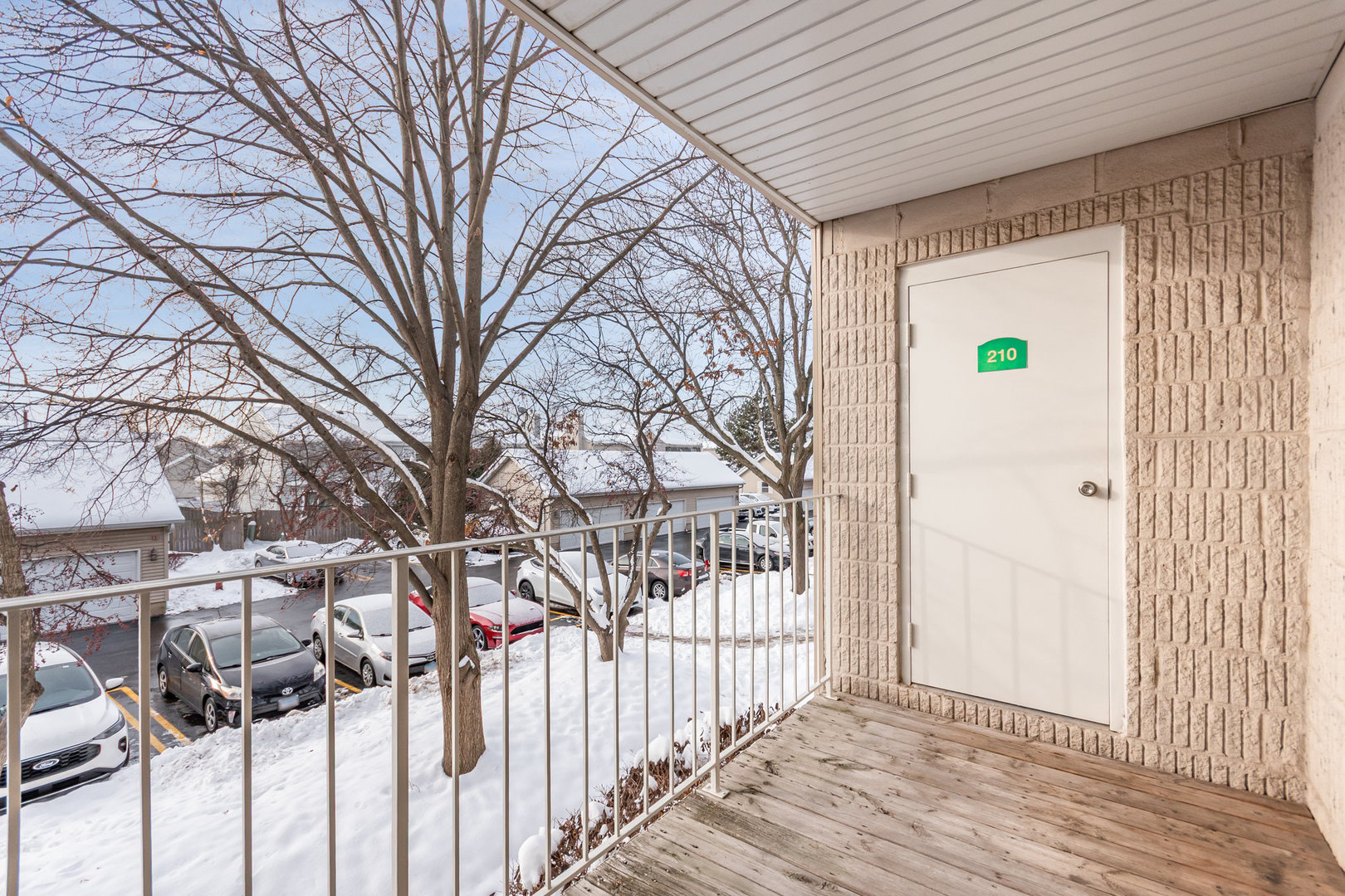 734 N Gary Avenue #210, Carol Stream, IL 60188