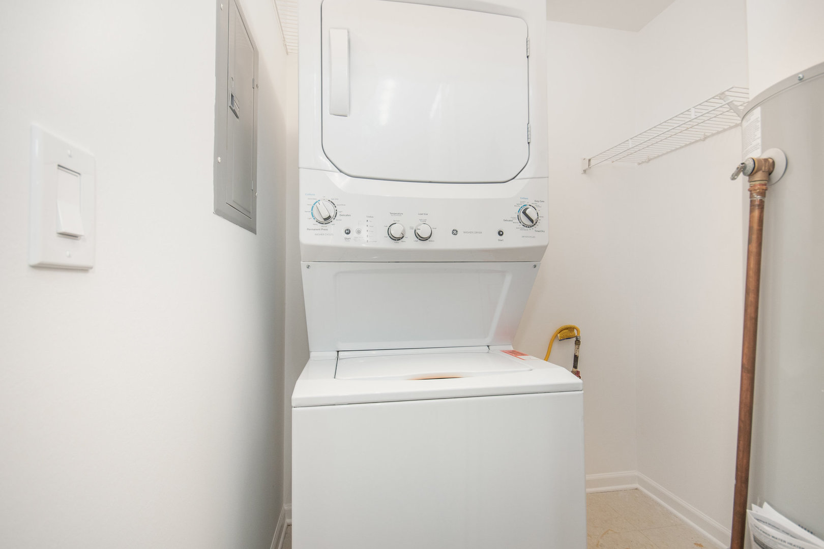 734 N Gary Avenue #210, Carol Stream, IL 60188