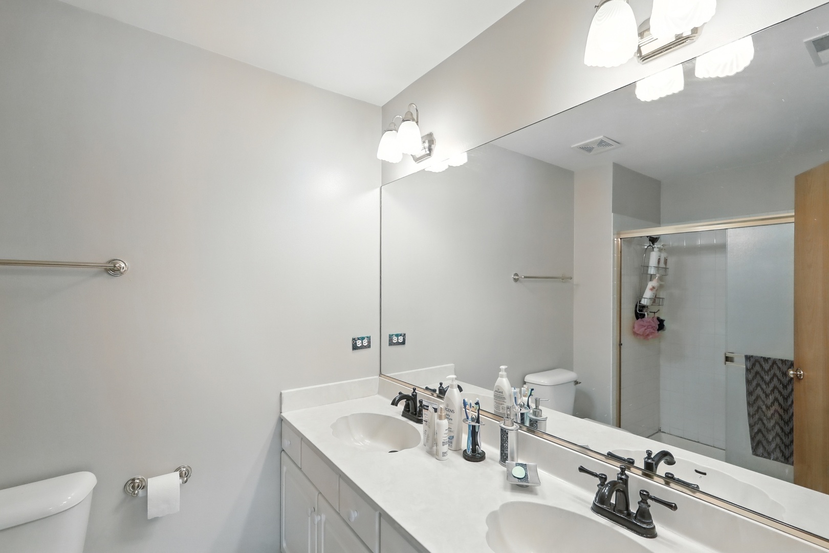 1449 Whitespire Court, Naperville, IL 60565