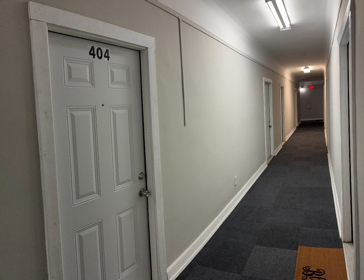 3302 Kenilworth Avenue #404, Berwyn, IL 60402